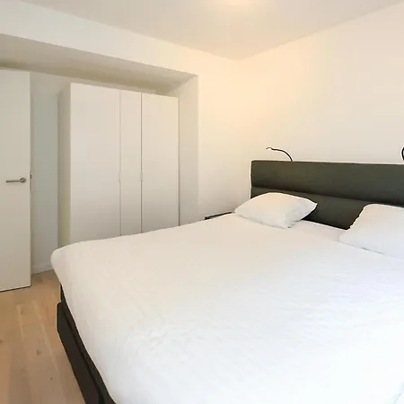 Awesome In With Wifi אוסטנדה