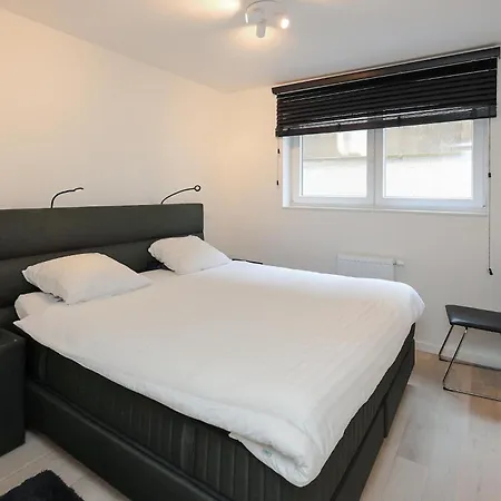 Awesome In With Wifi אוסטנדה