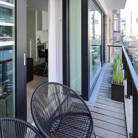 Апартаменты Awesome In With Wifi Остенде