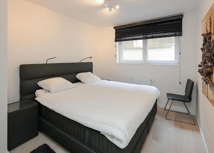 Awesome In With Wifi Остенде