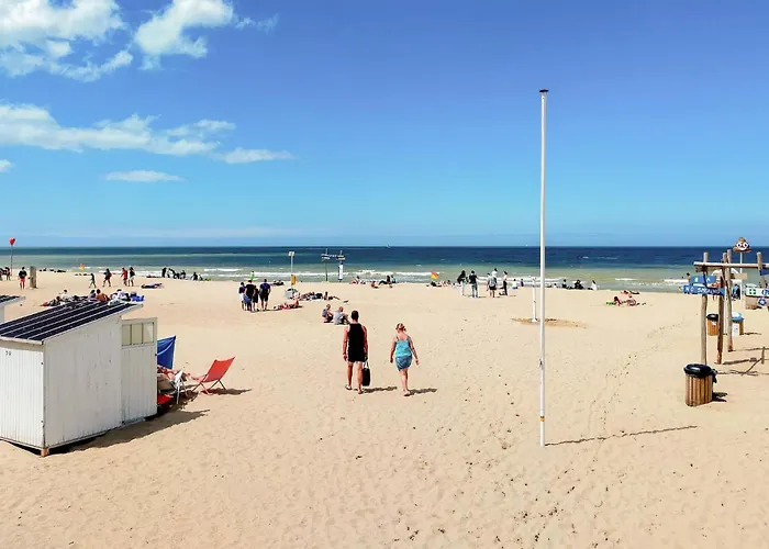 Апартаменты Awesome In With Wifi Остенде